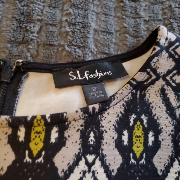 Yellow Black and White Midi Dress - Picture 4 of 4